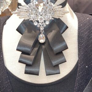 Elegant Black and Silver Necklace